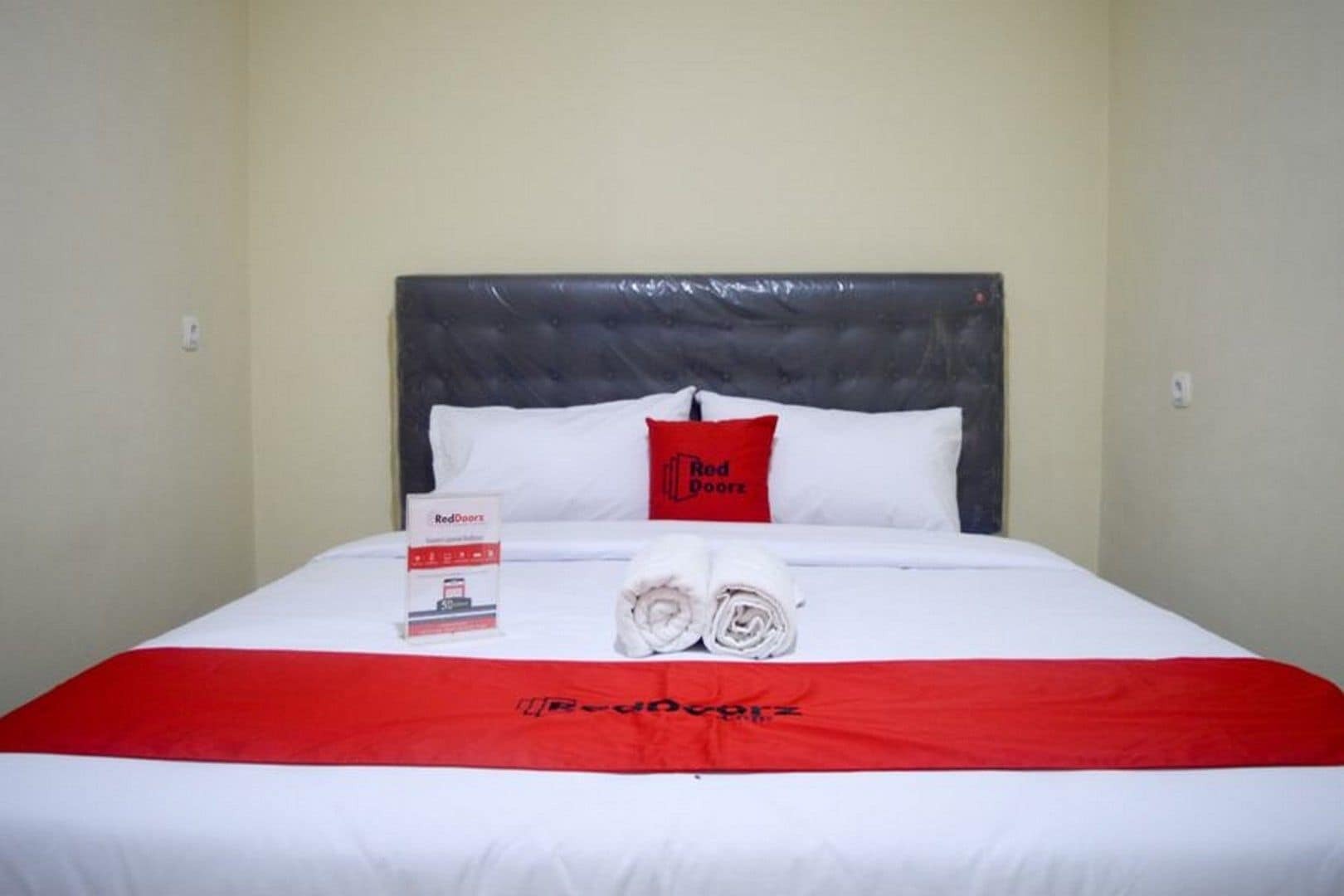 Reddoorz Near Sam Poo Kong 2 Hotel Semarang Ngoại thất bức ảnh
